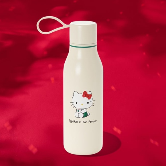 NWT Starbucks x Hello Kitty Water Bottle